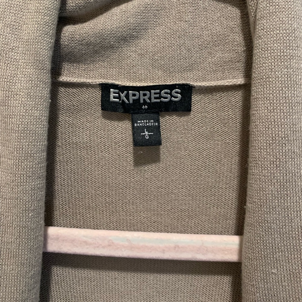 Express tan cardigan. Size L. - Picture 3 of 10